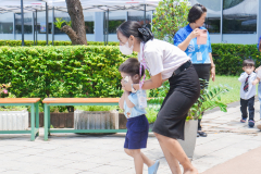 P1356995