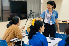 LINE_ALBUM_อบรม-จัดป้าย_251212_30