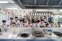 LINE_ALBUM_10-15-2568-สวนกุหลาบ_251015_30