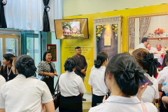 LINE_ALBUM_91268_251212_181