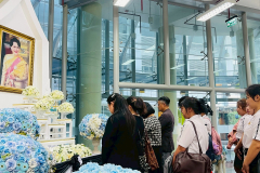 LINE_ALBUM_91268_251212_206