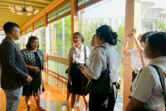 LINE_ALBUM_91268_251212_99