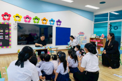 LINE_ALBUM_151268_251215_50