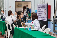LINE_ALBUM_1462025_250616_94