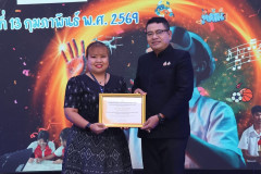 LINE_ALBUM_1622569-BE-_1_260216_1