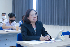 P1352902