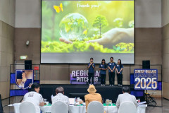 LINE_ALBUM_1462025_250616_44
