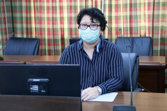 4B8A5883