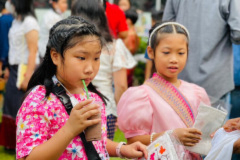 LINE_ALBUM_La-or-market_230316_168