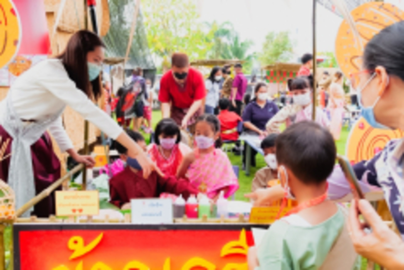 LINE_ALBUM_La-or-market_230316_192