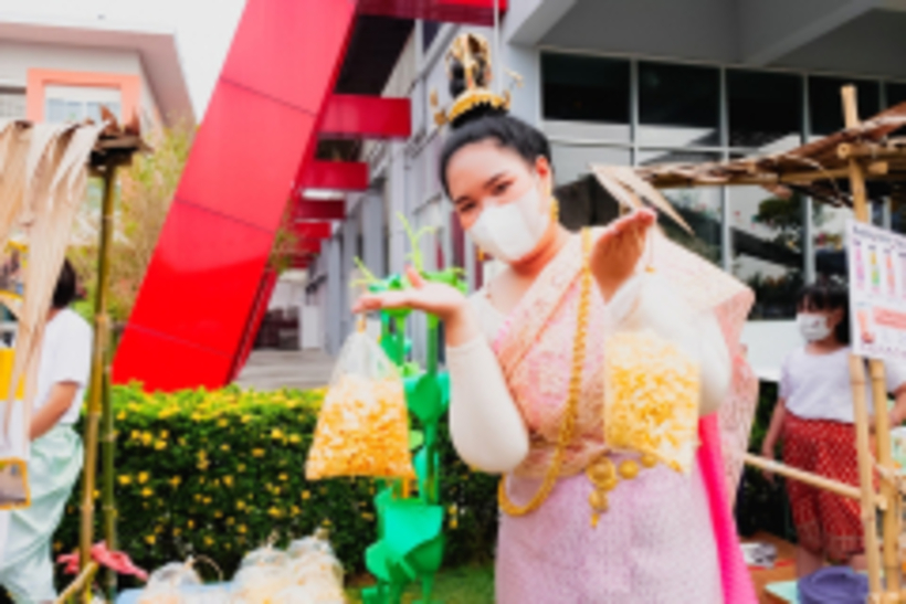 LINE_ALBUM_La-or-market_230316_199