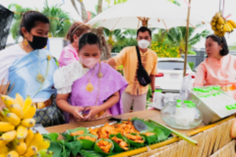 LINE_ALBUM_La-or-market_230316_215