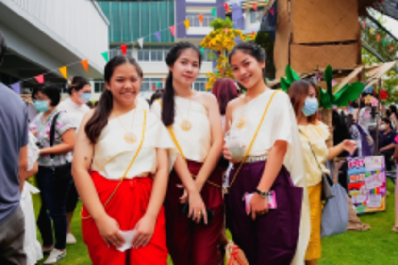 LINE_ALBUM_La-or-market_230316_232