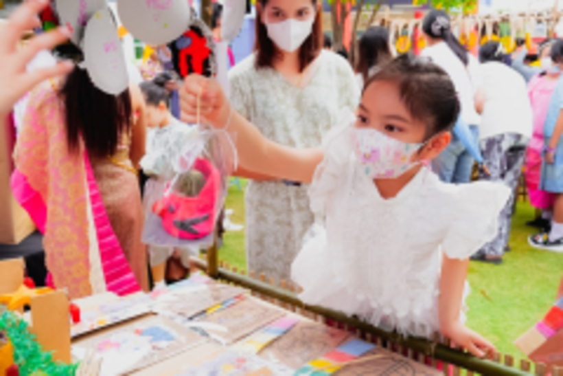 LINE_ALBUM_La-or-market_230316_234