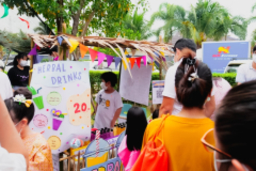 LINE_ALBUM_La-or-market_230316_265