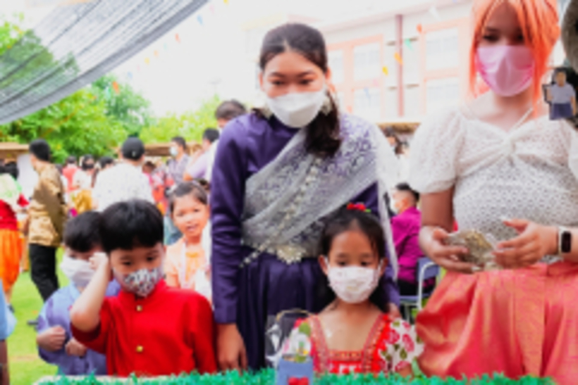 LINE_ALBUM_La-or-market_230316_290