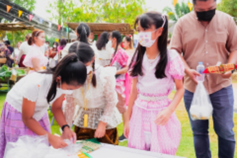 LINE_ALBUM_La-or-market_230316_338