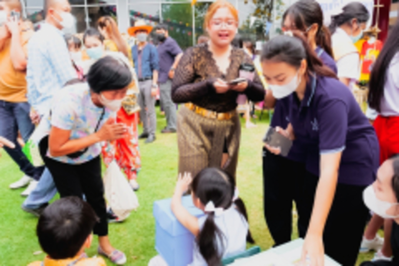 LINE_ALBUM_La-or-market_230316_346
