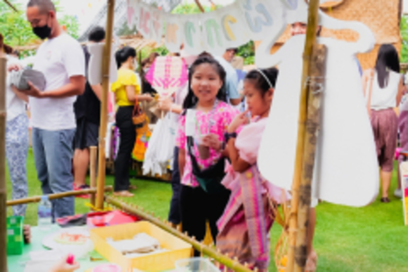 LINE_ALBUM_La-or-market_230316_352