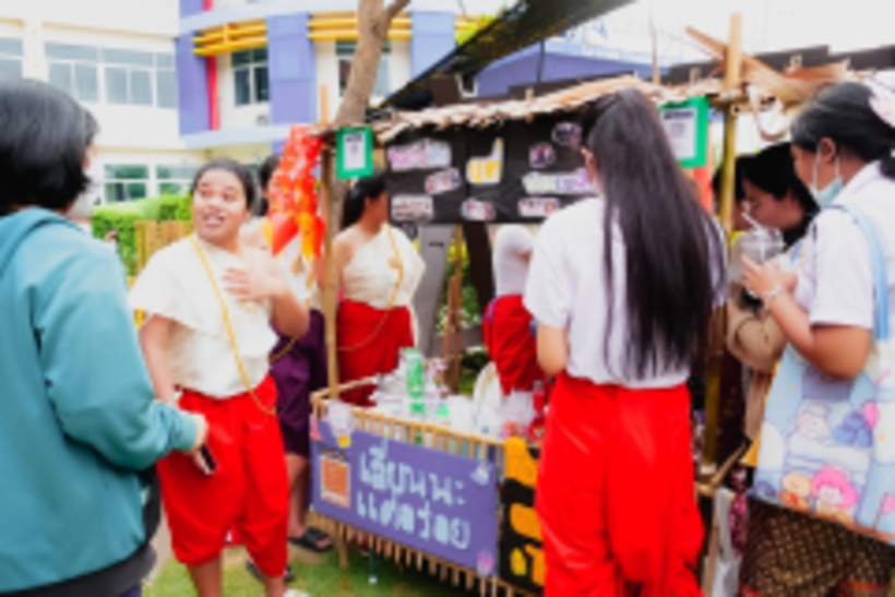 LINE_ALBUM_La-or-market_230316_354