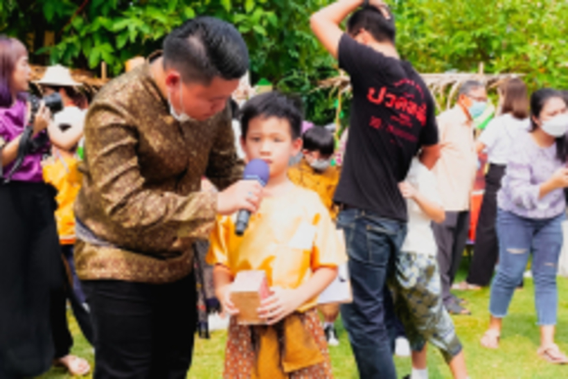 LINE_ALBUM_La-or-market_230316_373