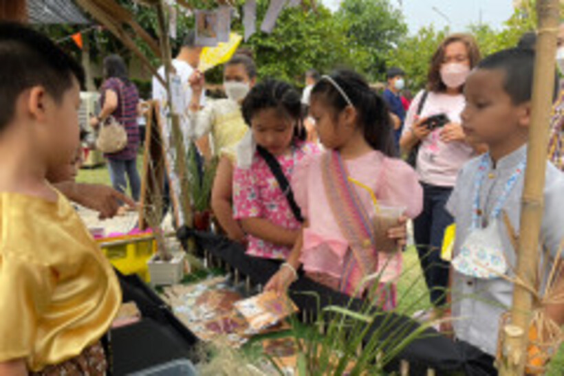 LINE_ALBUM_La-or-market_230316_38