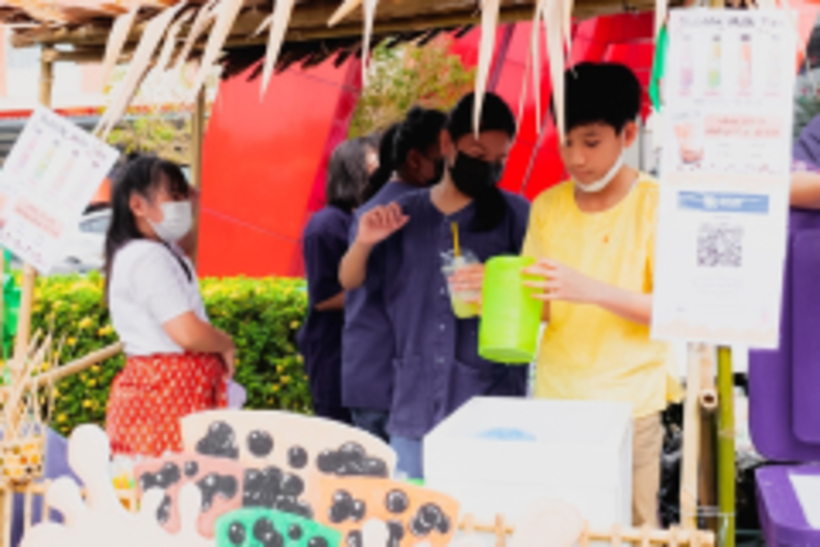 LINE_ALBUM_La-or-market_230316_384