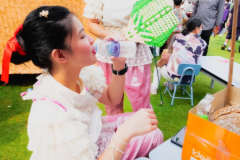 LINE_ALBUM_La-or-market_230316_390