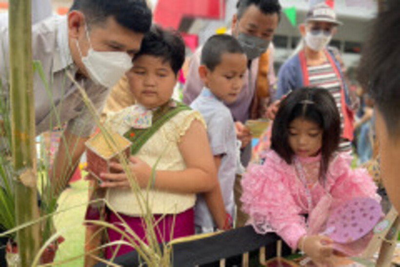 LINE_ALBUM_La-or-market_230316_48