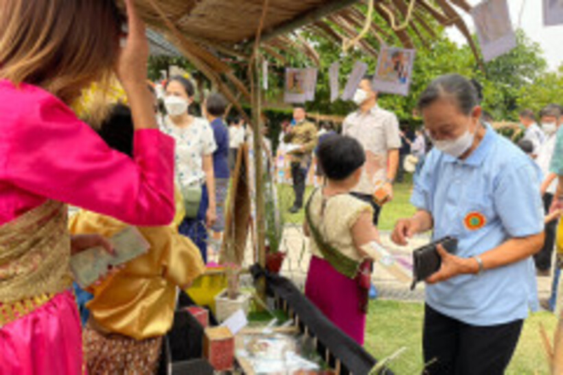 LINE_ALBUM_La-or-market_230316_53