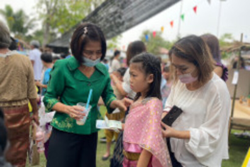LINE_ALBUM_La-or-market_230316_57