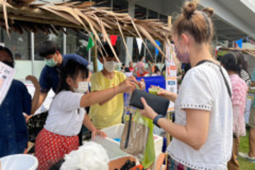 LINE_ALBUM_La-or-market_230316_67
