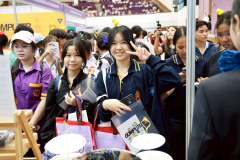 LINE_ALBUM_CMU_251117_24