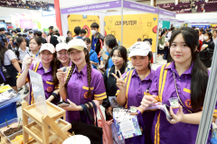 LINE_ALBUM_CMU_251117_25