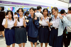 LINE_ALBUM_CMU_251117_31