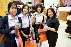 LINE_ALBUM_CMU_251117_32