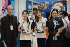 LINE_ALBUM_CMU_251117_87