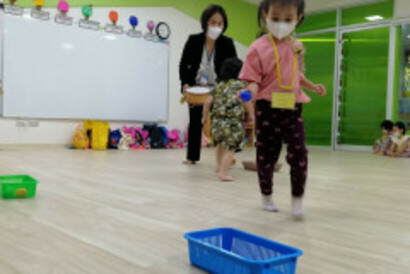 LINE_ALBUM_Room-Orchid_๒๒๐๕๑๒_9