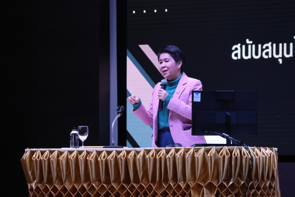 LINE_ALBUM_เวทีเสวนา-Lampang-Next-180268_250218_9