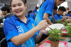 LINE_ALBUM_กิจกรรม-Edible-flower-ปลูก-สนุก-และกินได้_250818_3