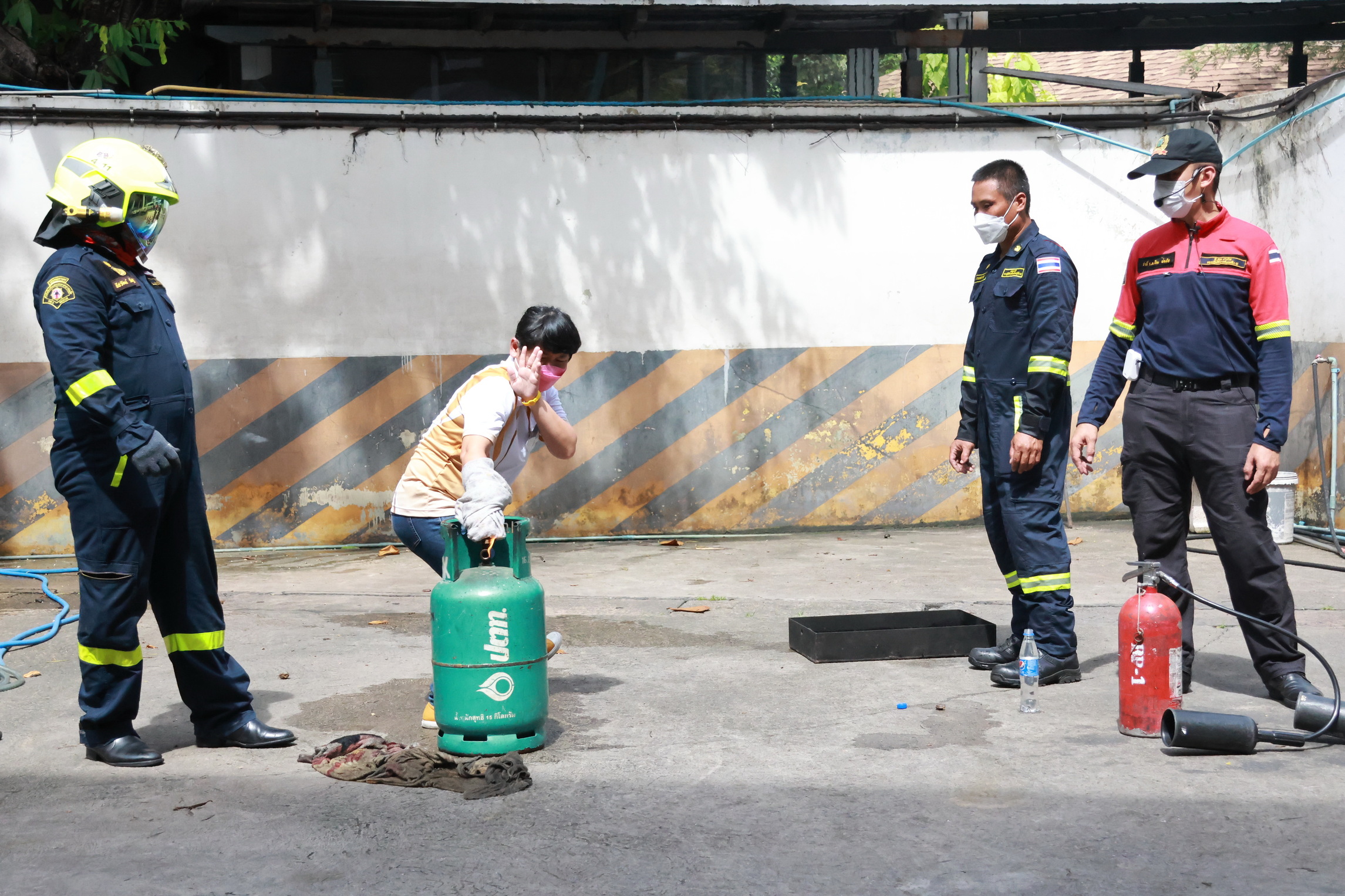 209A3673
