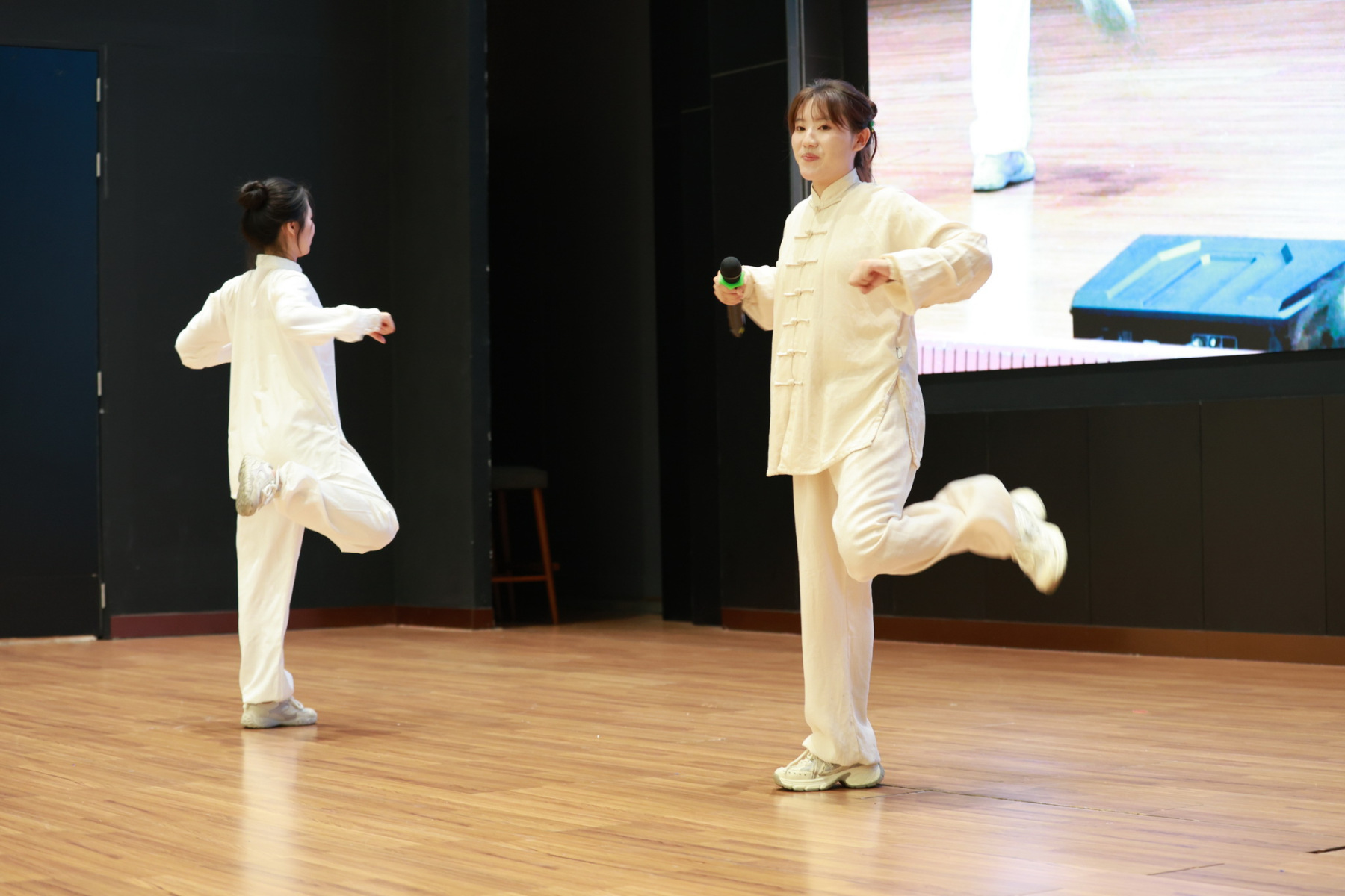 108_resize