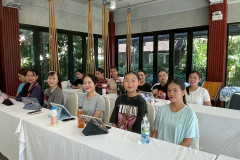 LINE_ALBUM_18668_250618_12