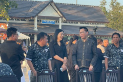 LINE_ALBUM_19169_260119_25