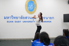 P1356602