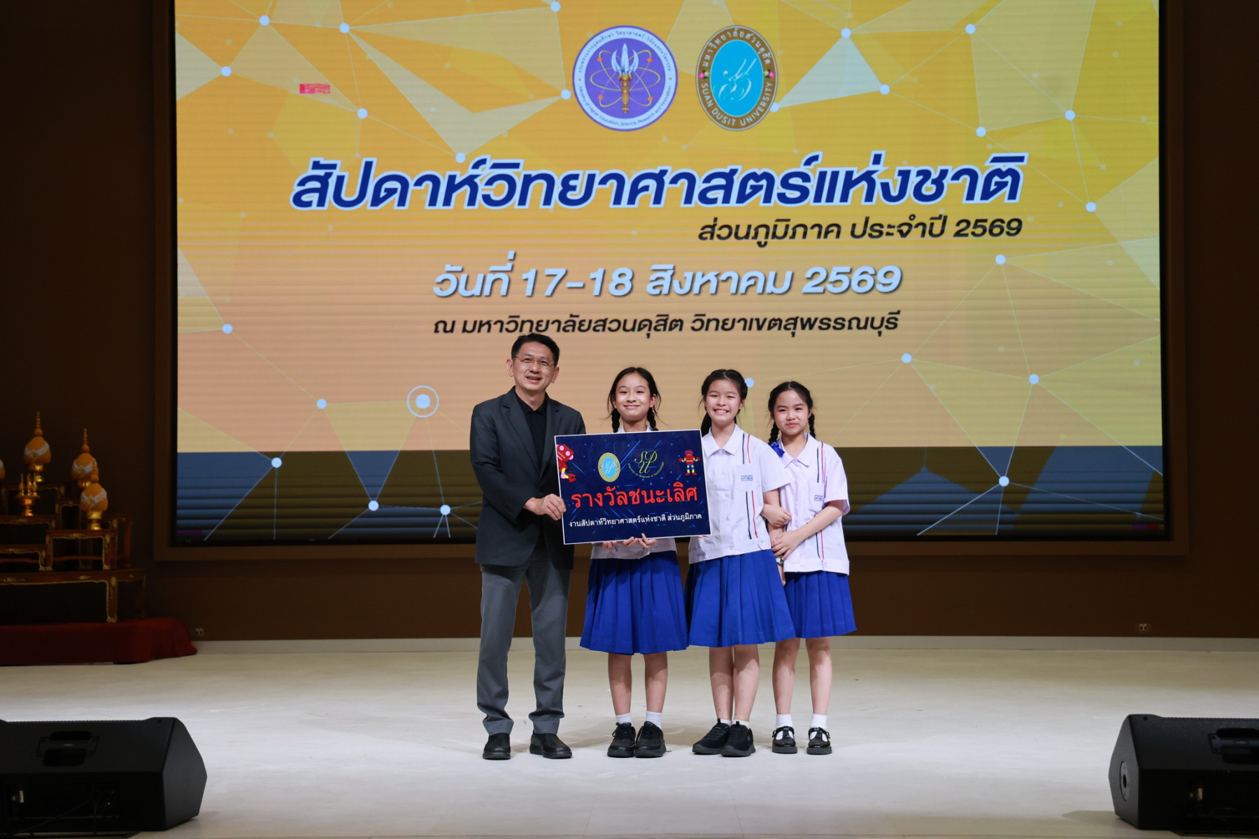 1X1A8175_resize
