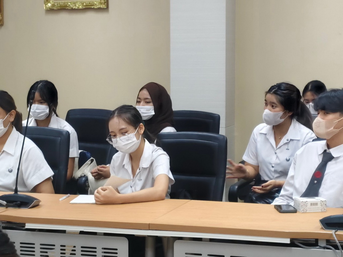 LINE_ALBUM_มศว.ดูงานศูนย์การศึกษาพิเศษ-โรงเรียนสาธิตละออฯ_241120_15_resize