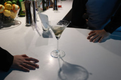 209A2563