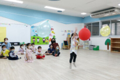 LINE_ALBUM_Room-Lotus_๒๒๐๕๑๘_57