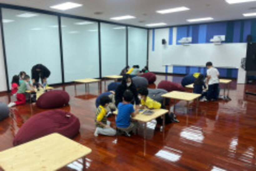 LINE_ALBUM_Room-Pluto_๒๒๐๕๑๘_139
